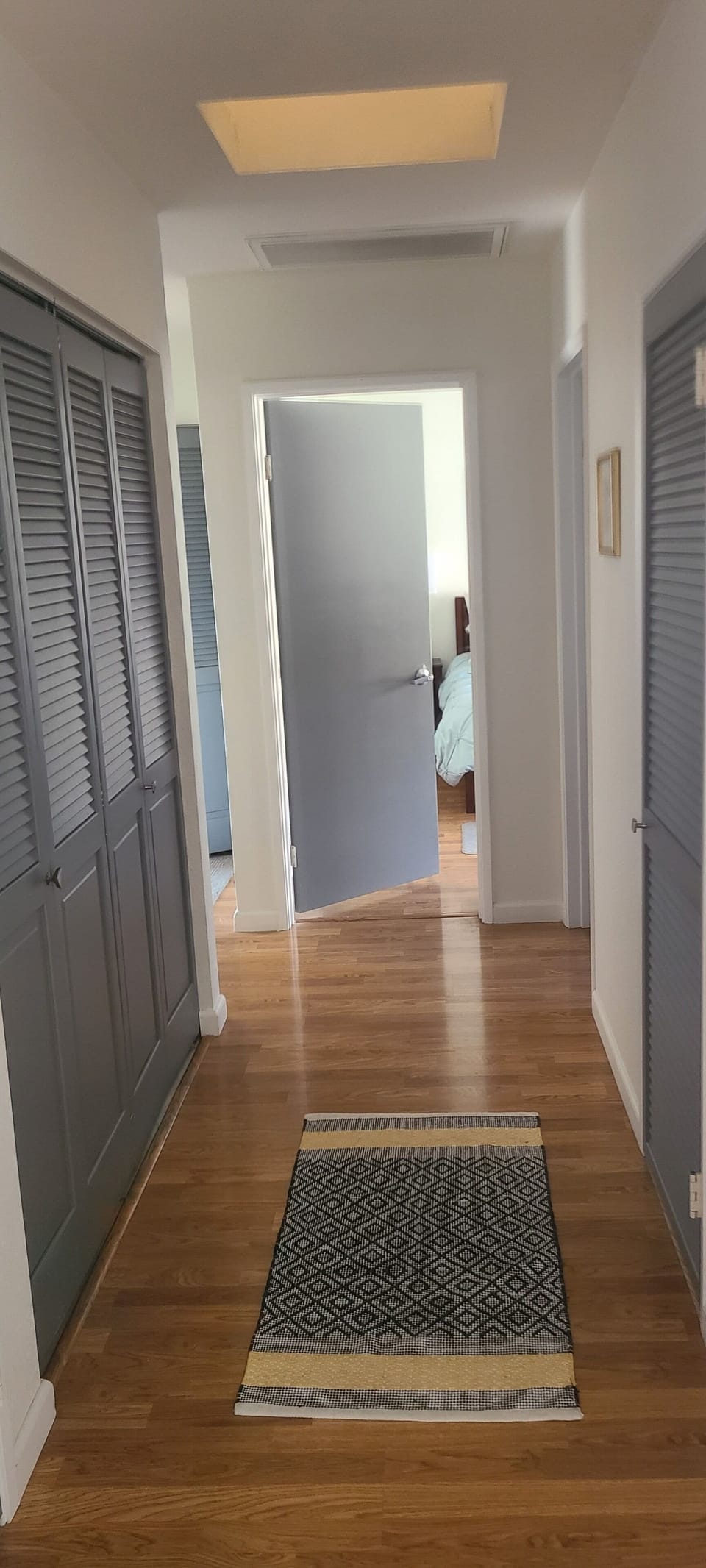 Hallway to bedrooms