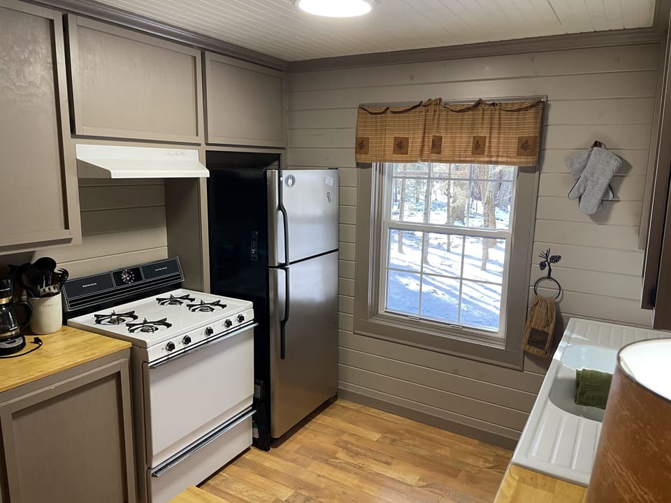 Kitchen gas stove