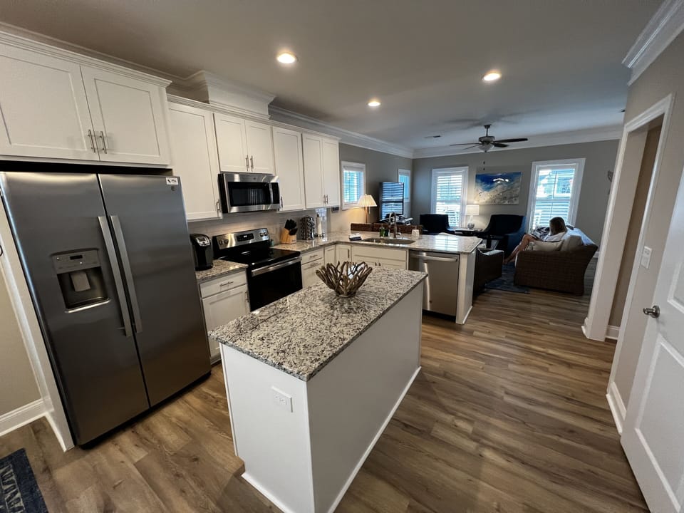 Kitchen 1