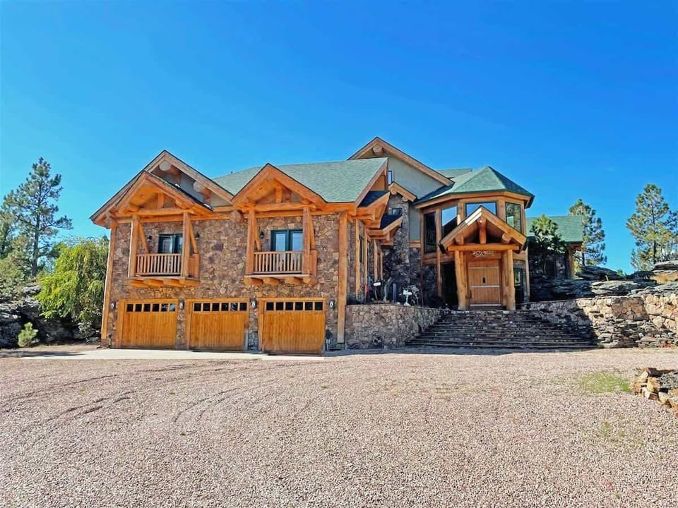Granite Ridge Lodge 