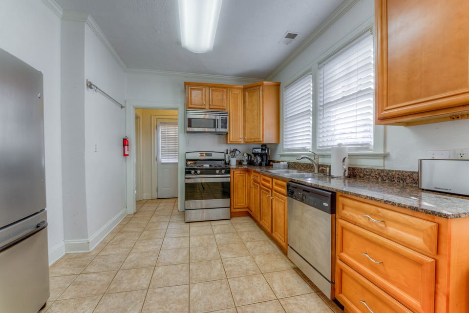Large Kitchen includes 
-Dual brew coffee maker 
-Toaster
-Microwave
-Gas stove 