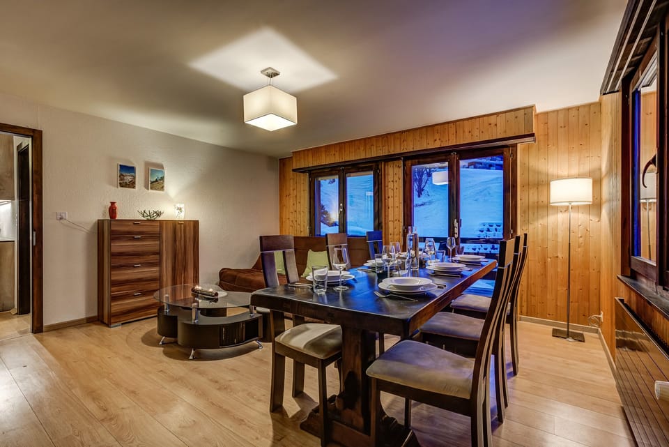 Living-dining room
