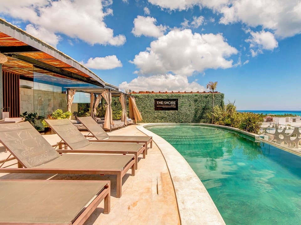 Oceanview rooftop infinity pool