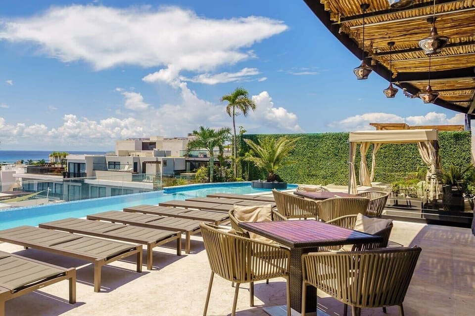 Where you'll want to spend time between trips to the beach