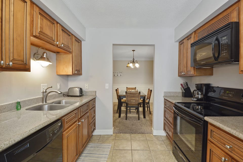 Full Kitchen – Granite Counters & Island Staples - Granite countertops, full-size appliances, and both a Keurig and drip coffee maker mean you're covered from sunrise toast to late-night leftovers.
