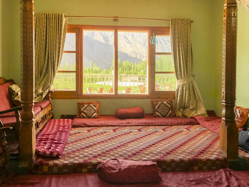 Traditional living and dining room