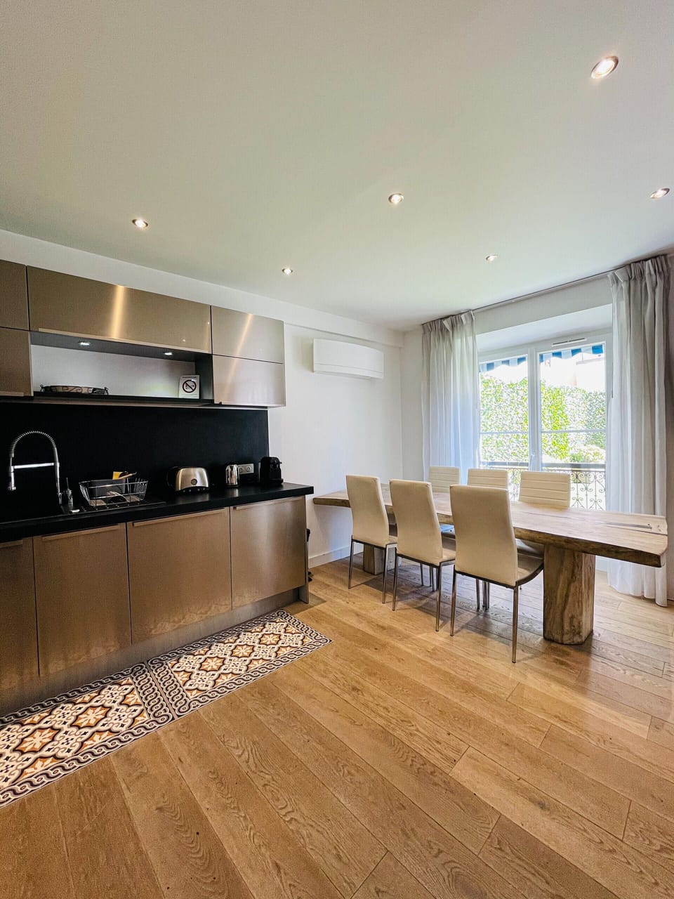 holiday rentals cannes town centre