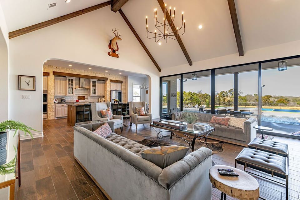 Spacious Living Room - Walker Luxury Vacation Rentals