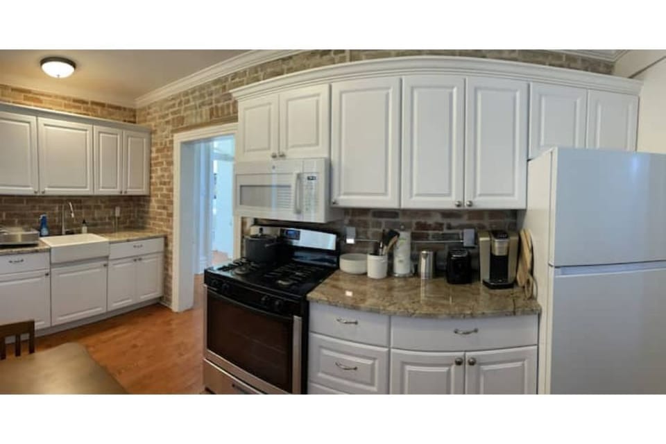 Fully stocked kitchen with everything you need
