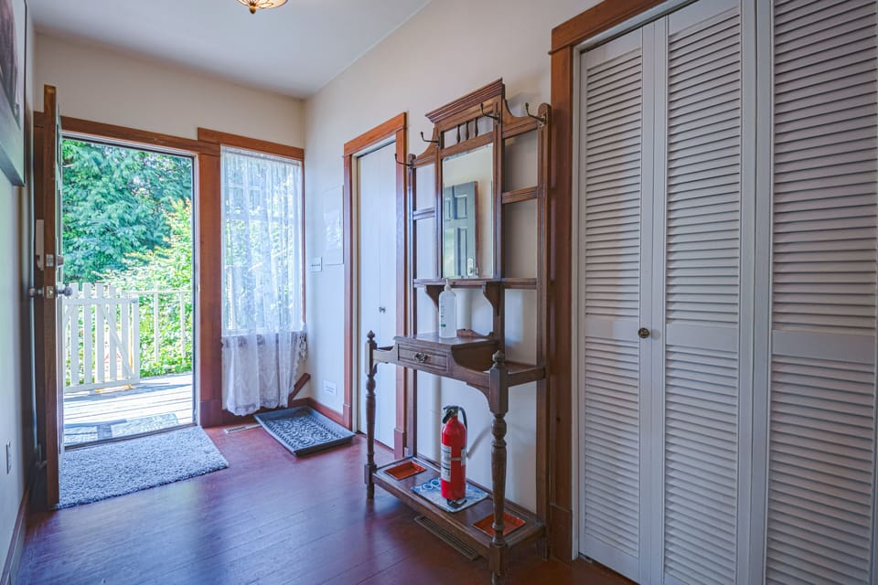 Second floor entrance.