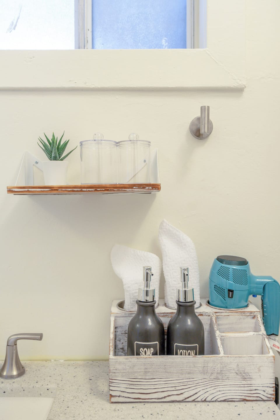 Bathroom ammenities