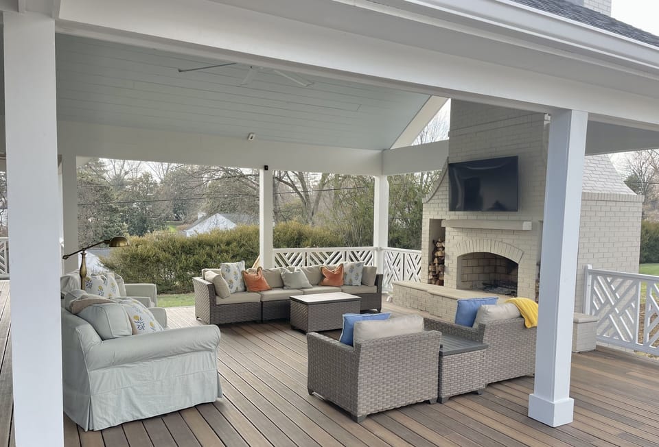 Huge Covered Porch 