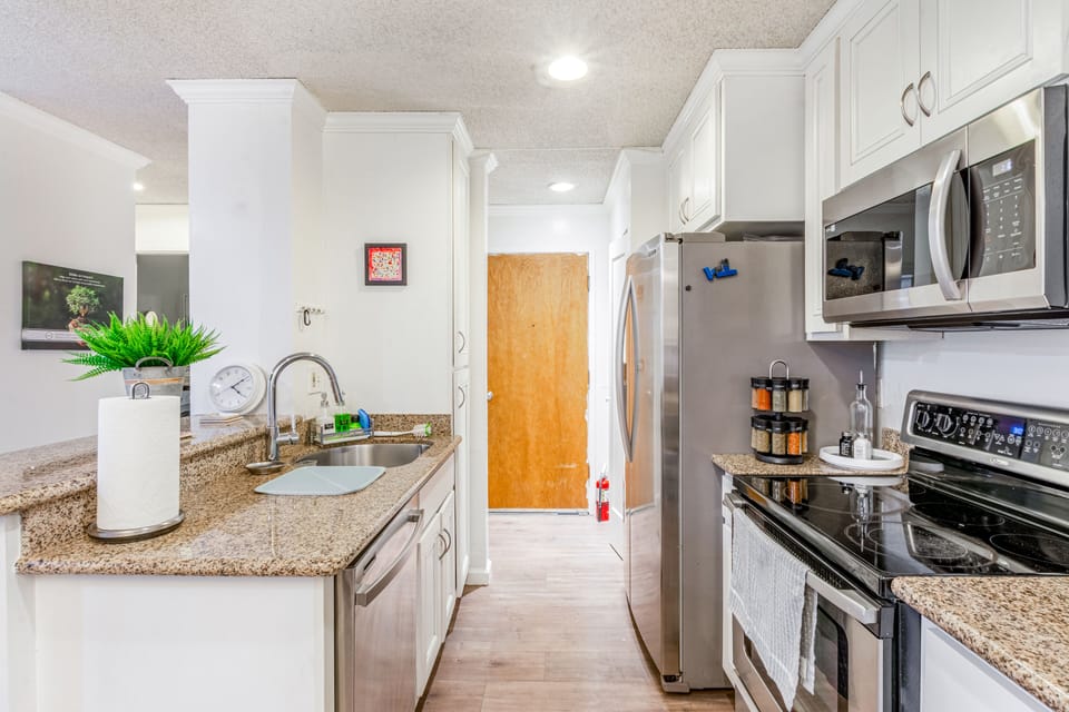 Full Stock kitchen