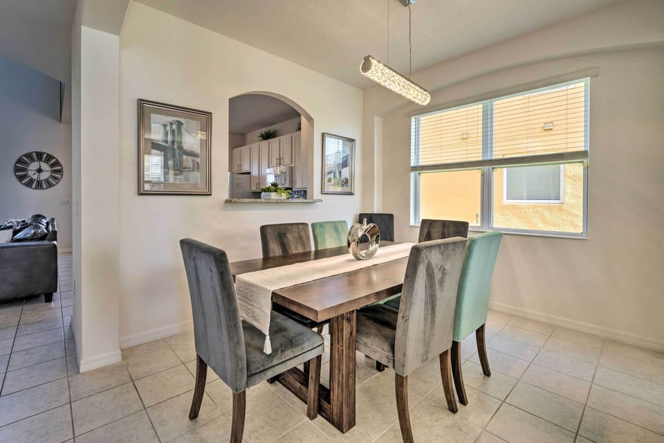 Main Dining Area | Dishware & Flatware Provided