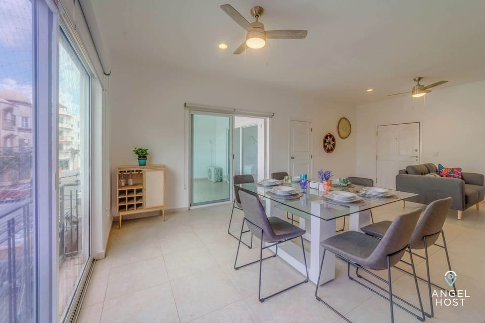 Lots of natural sunlight penetrates the space