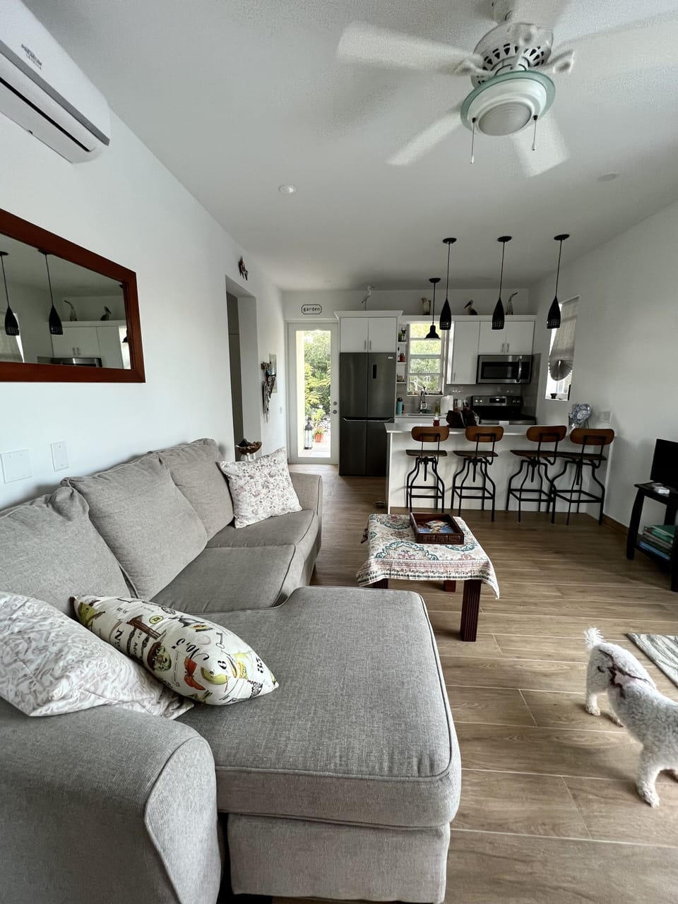 Open floor plan for common area