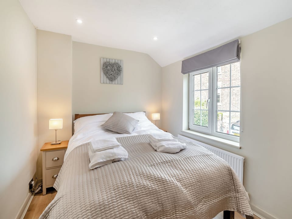 Double bedroom | Cherry Blossom Cottage, Cherry Burton, near Beverley