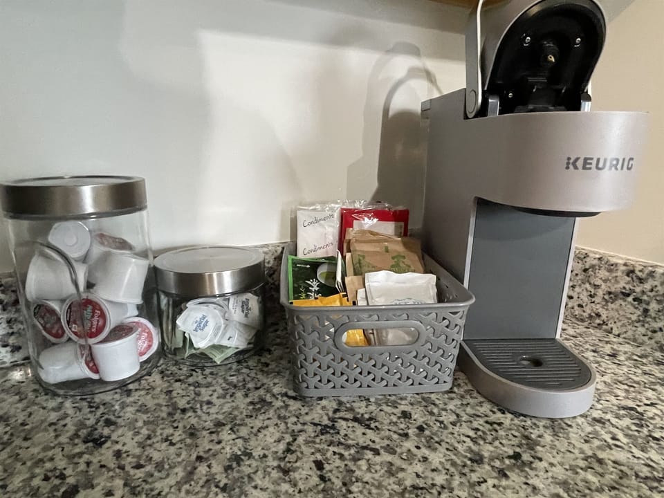 Coffee Bar with Decaf/Tea