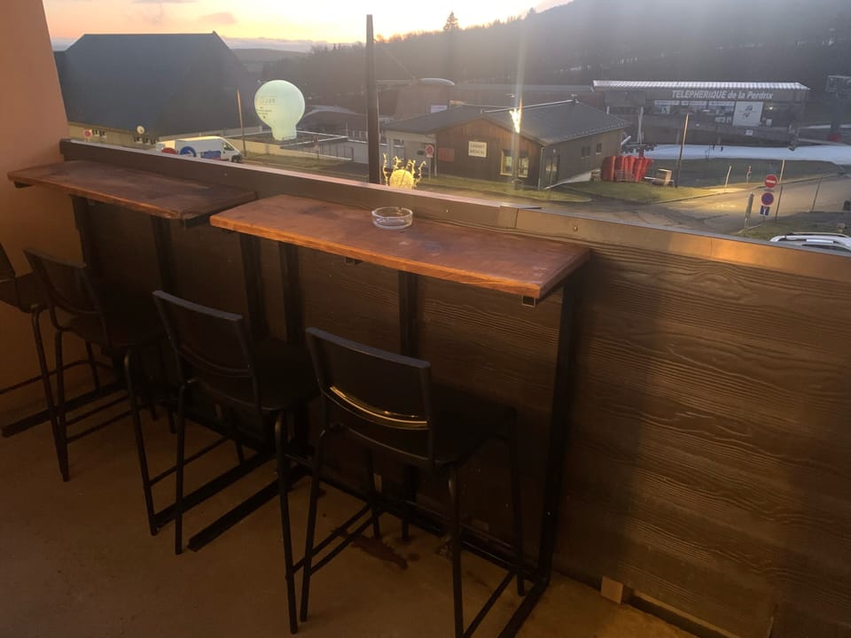 NEW REFURBISHED APARTMENT Apartment in Besse-et-Saint-Anastaise