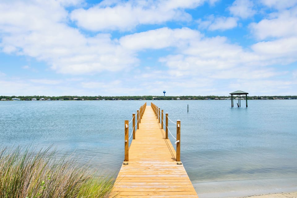 Private pier, perfect for fishing