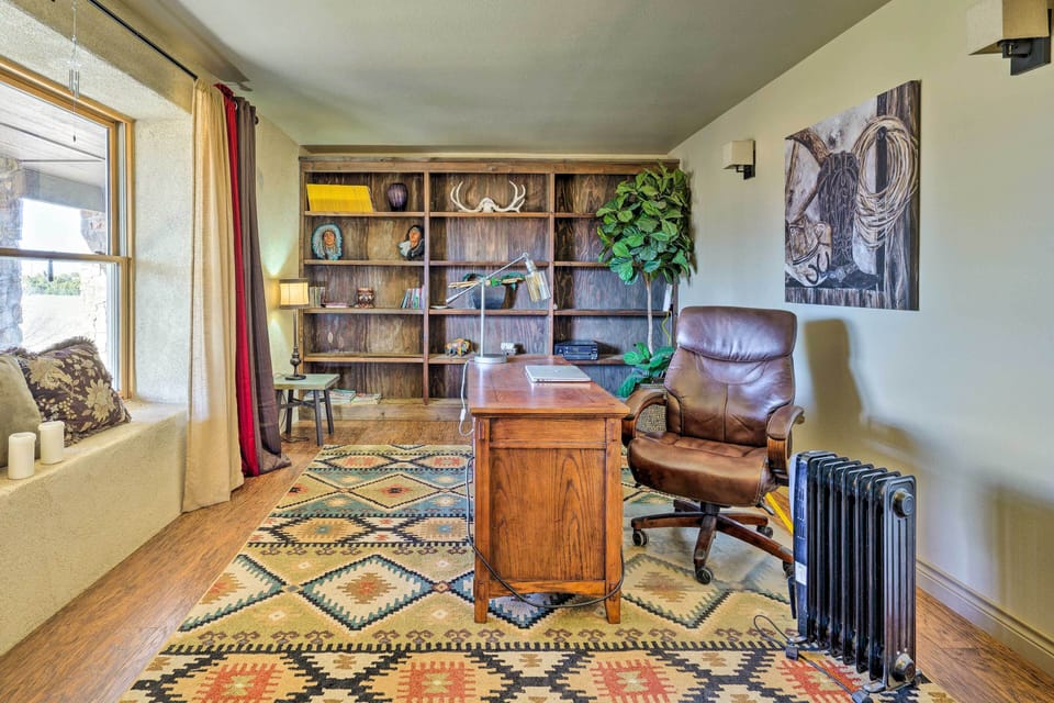 Office | Dedicated Workspace