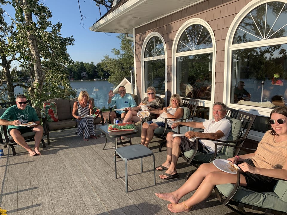 Main floor deck, fun in the sun!
