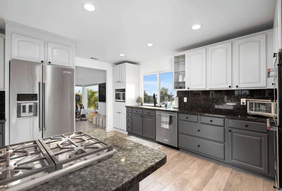 Kitchen with ocean view