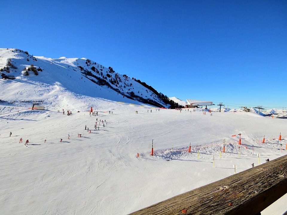 Snow and ski sports