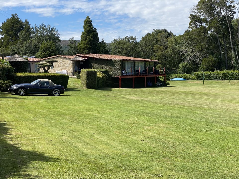 RIVER HOUSE, façade