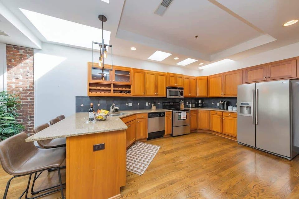 Unit 1: Full Kitchen