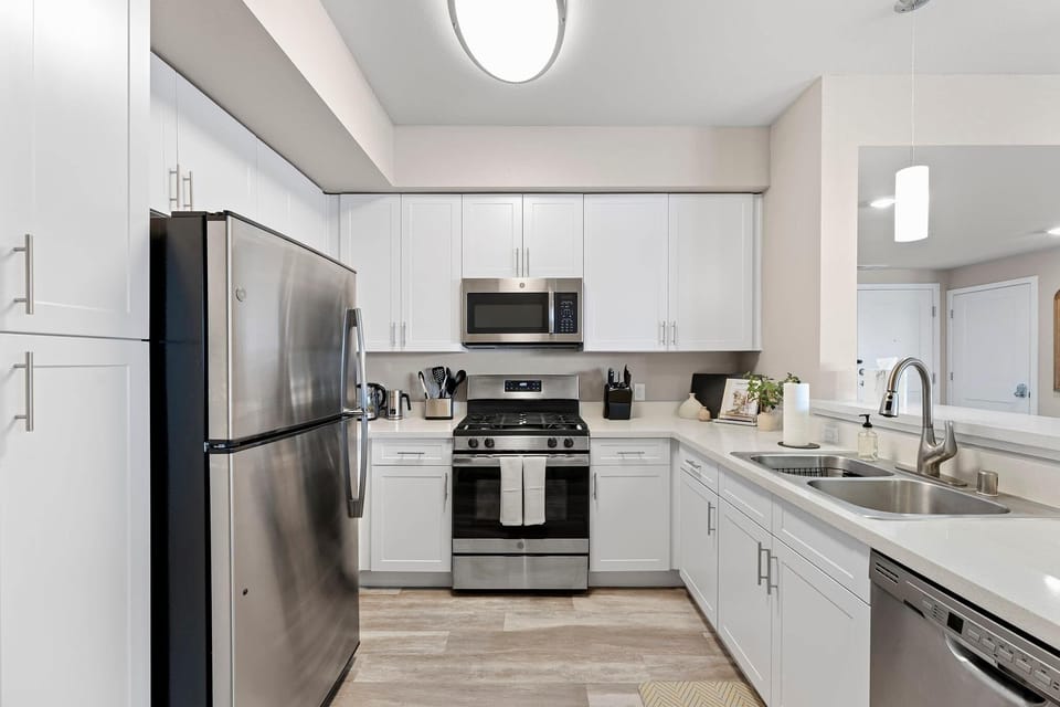 Cook up some delicious meals, store your groceries or heat up last night's dinner using our stainless steel kitchen appliances