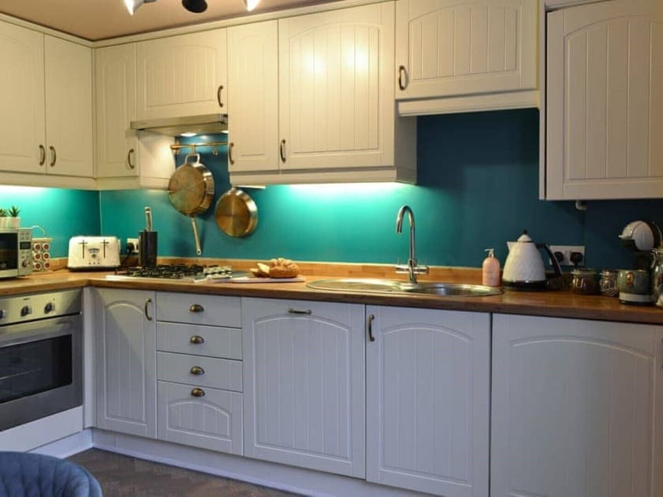 Snowdrop Cottage Kitchen