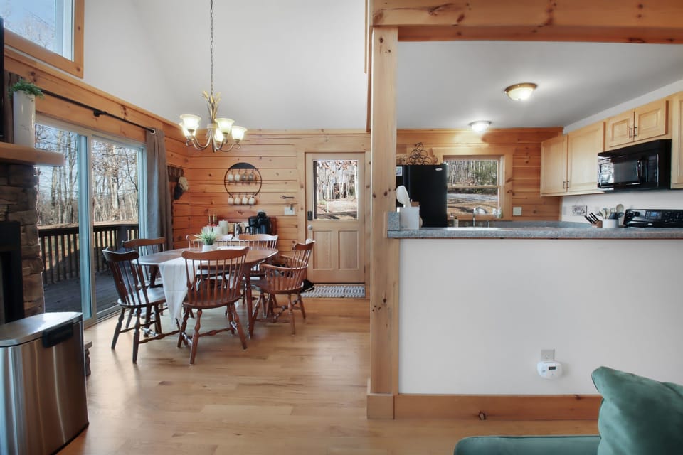 Dining Room/ Kitchen