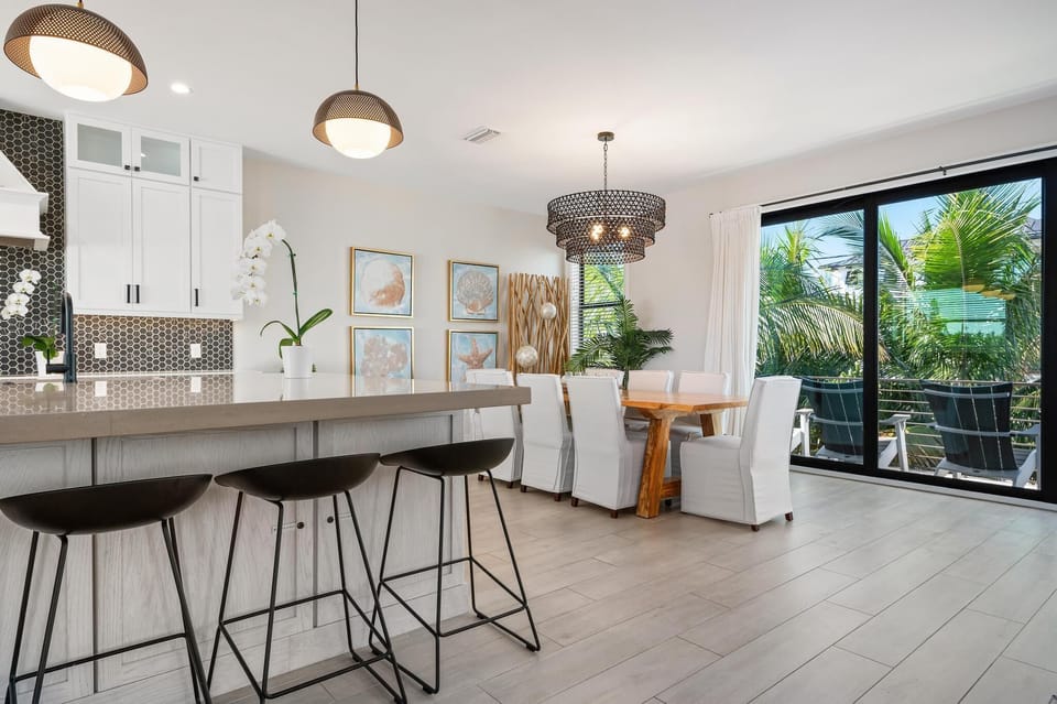 Open concept kitchen and dining area