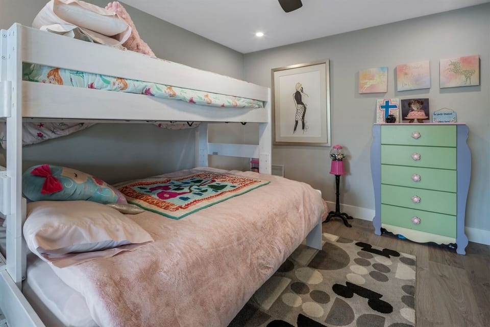 Guest Room 4 Bunk