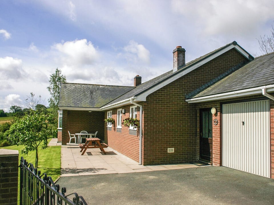 Exterior | Gwynfan Bungalow, Llandrindod Wells