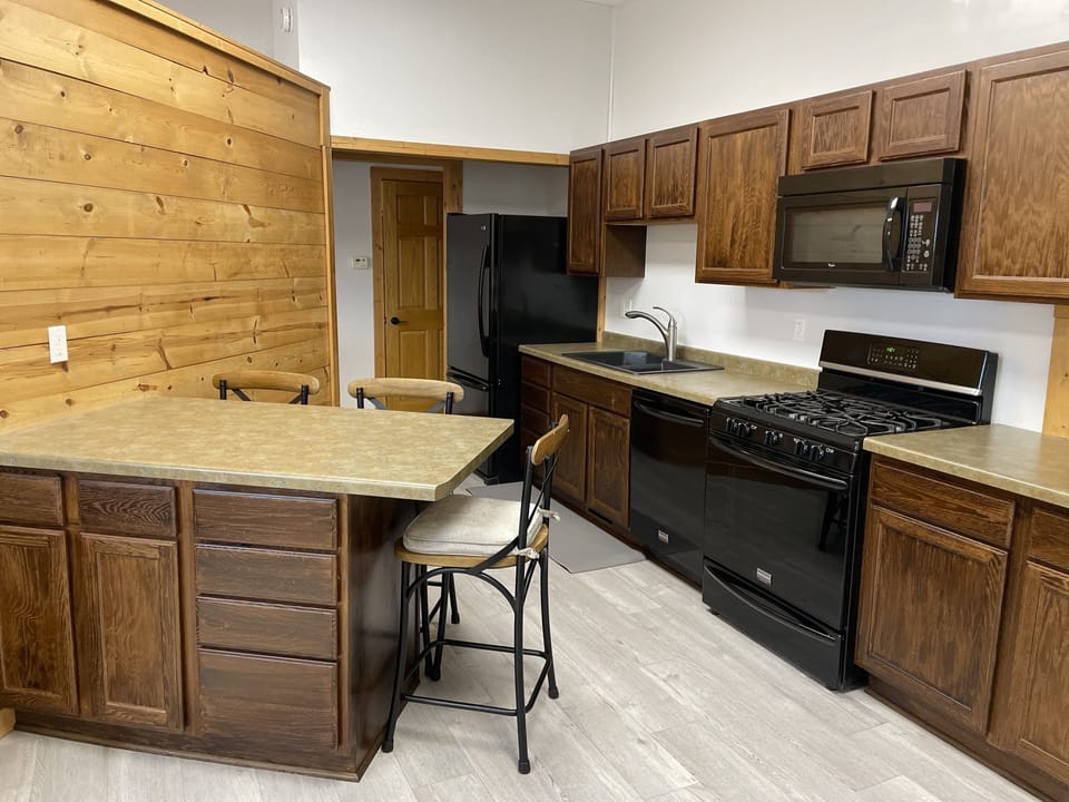 Full Kitchen with utensils