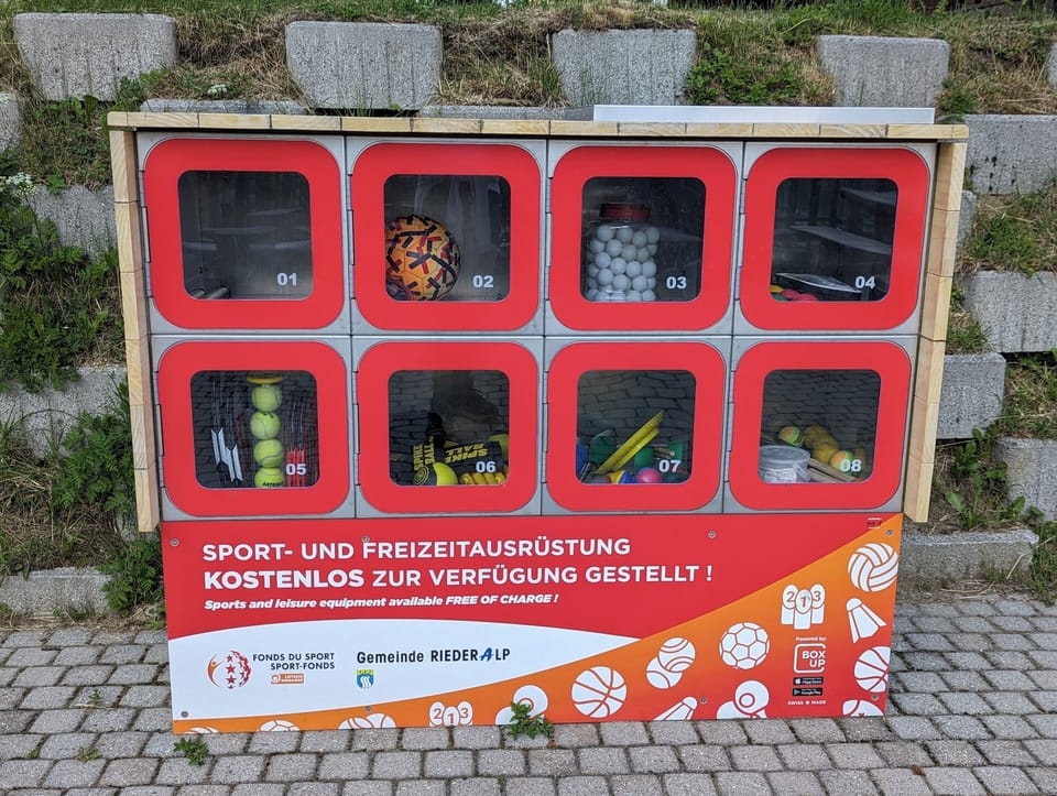 Games and balls are available for free.