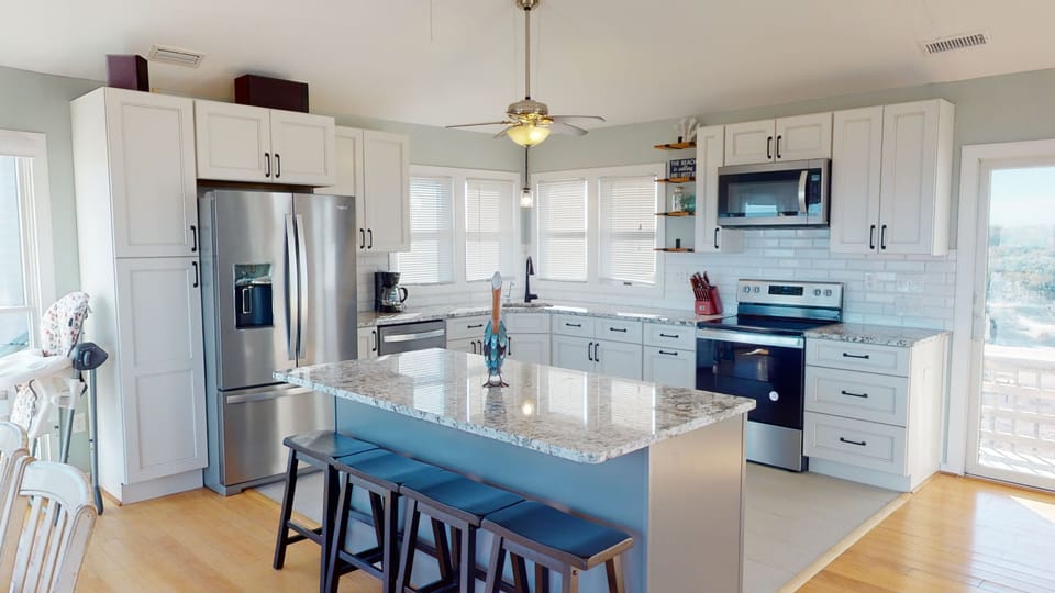 BRAND NEW KITCHEN - BRAND NEW KITCHEN