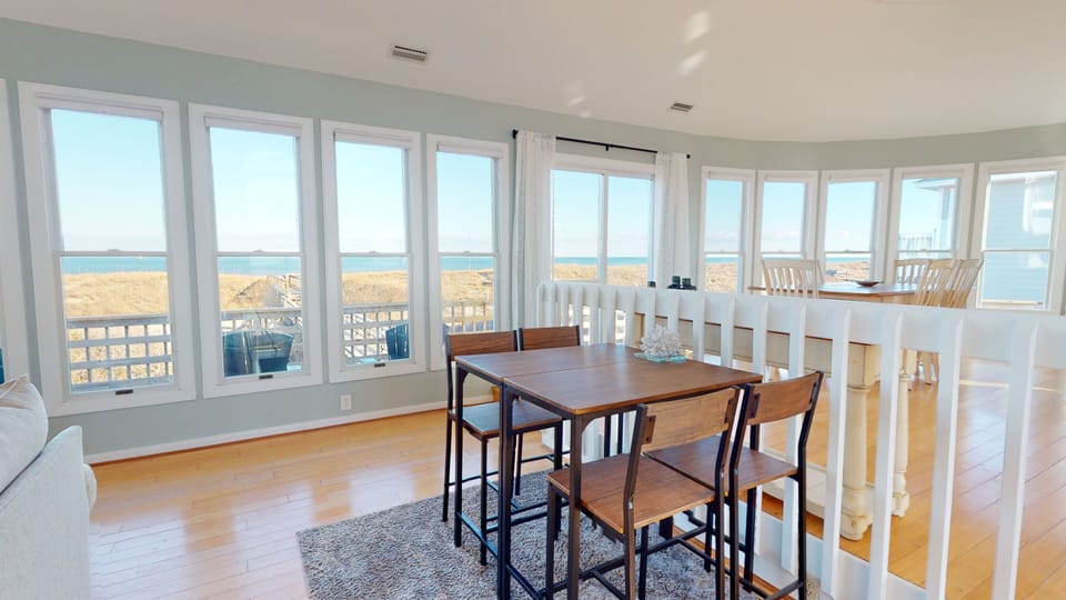 nice table for extra seating, game or puzzle - Nice table for extra seating, game or puzzle at Paradise at Blue Fin vacation rental, Carova Beach 4x4 Northern Outer Banks NC
