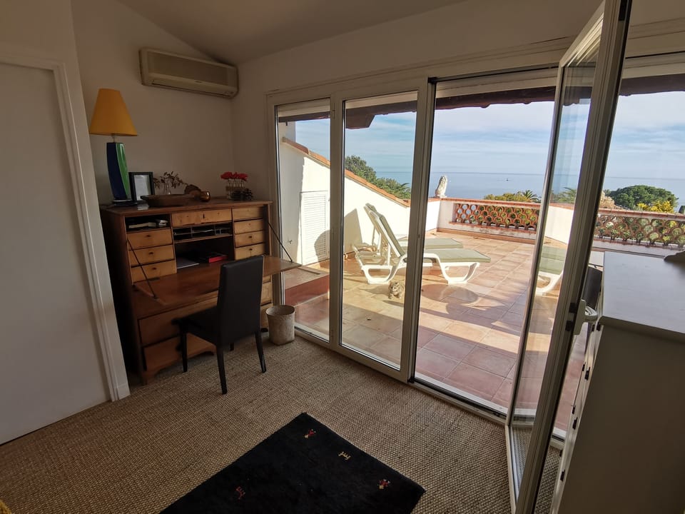 Top room and it’s terrace 