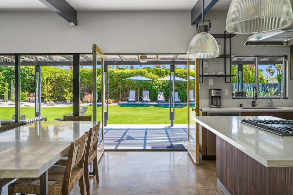 Beautiful indoor/outdoor living
