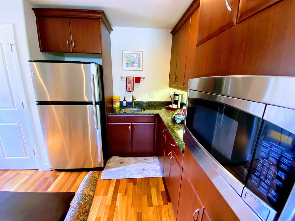 Kitchen is nicely equipped for cooking your own meals.