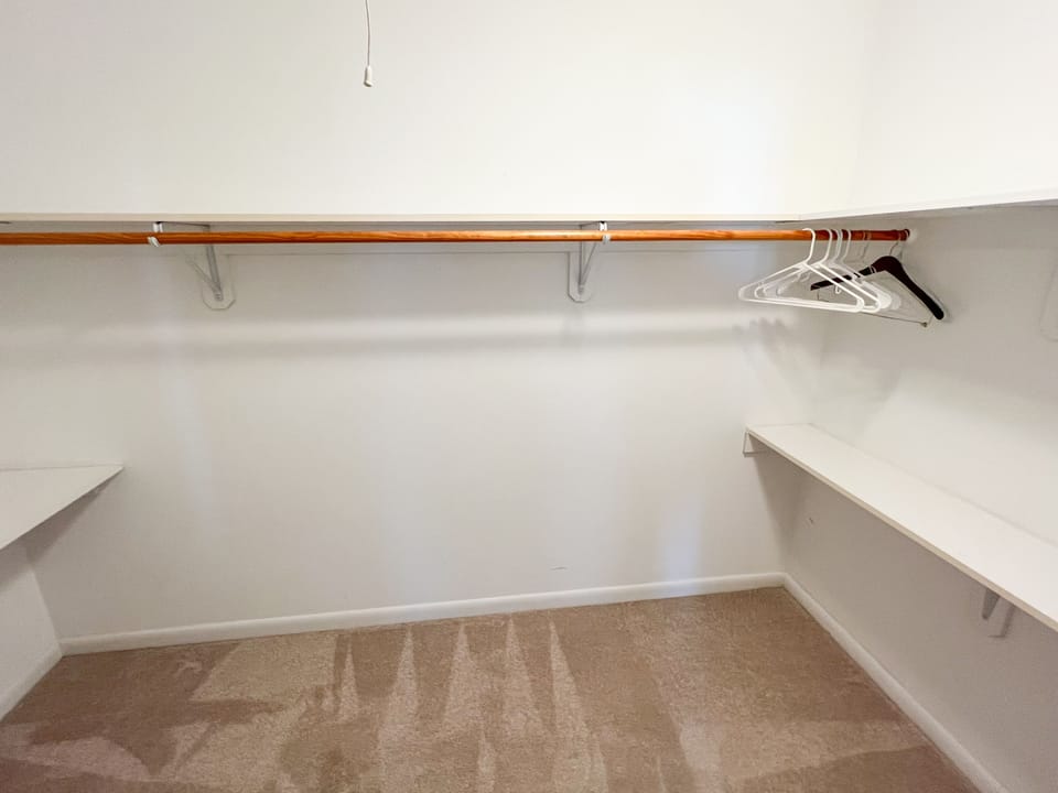 Bedroom 5 - 3rd Floor King Suite Walk in Closet