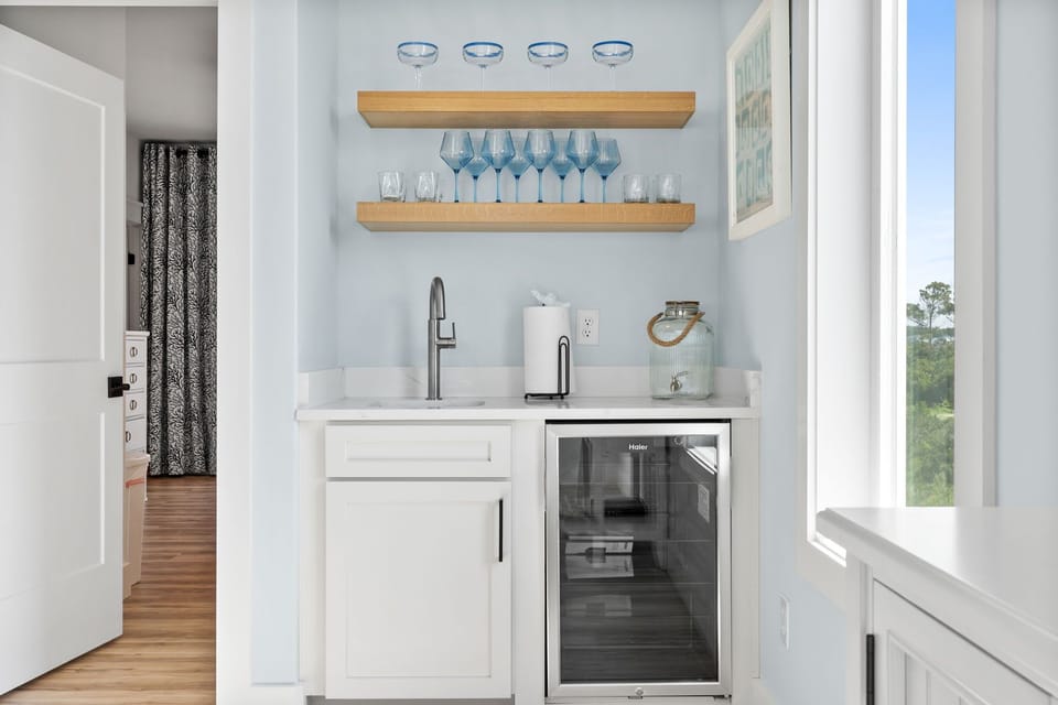 WET BAR