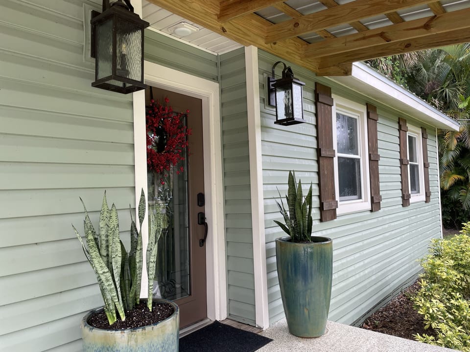 Front entryway 