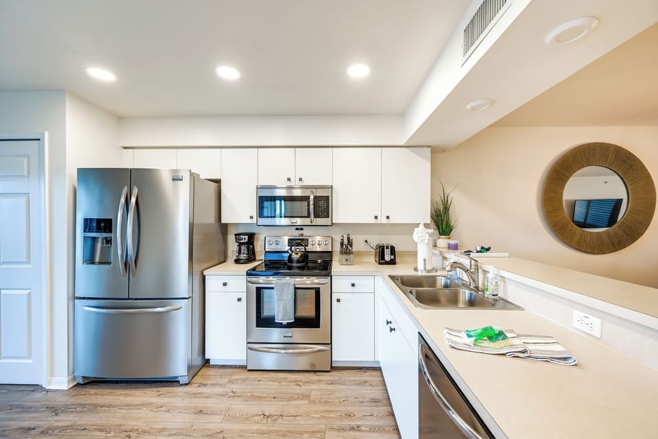 Kitchen | Drip Coffee Maker | Toaster | Hot Water Pot | Dishwasher