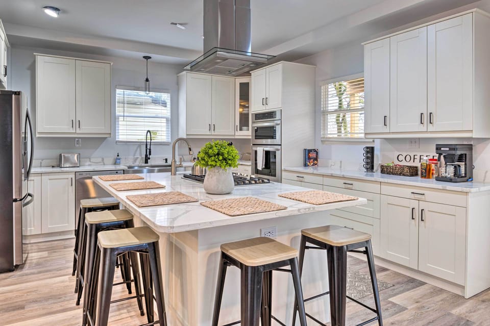 Kitchen | Coffee Maker | Toaster | Blender