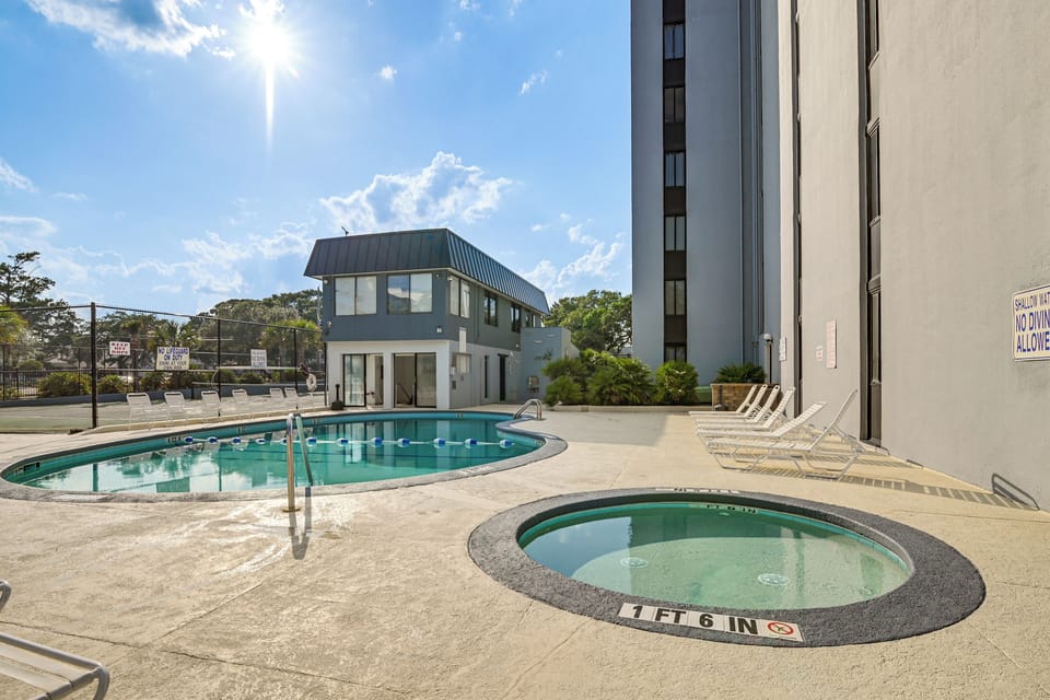 Community Amenities | 3rd-Floor Unit