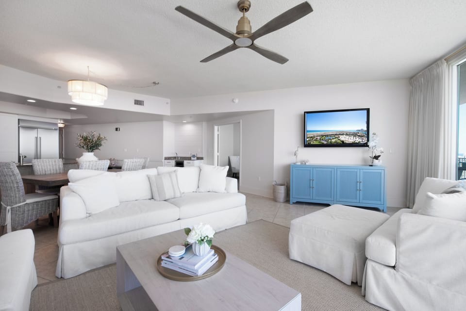 Caribe Resort B1213 Living Room